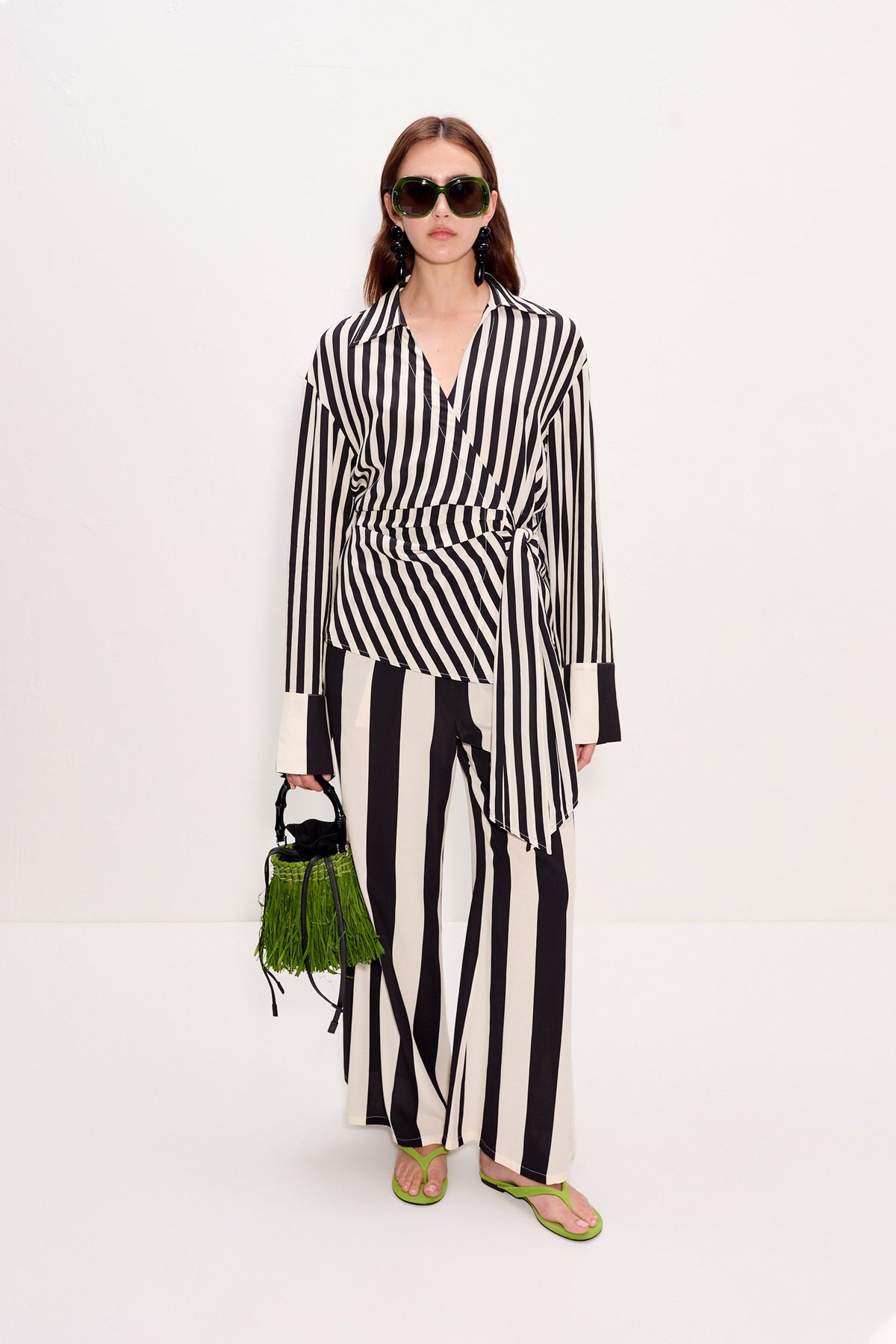 Nella Crepe Wide Leg Pant In Black/White Stripe