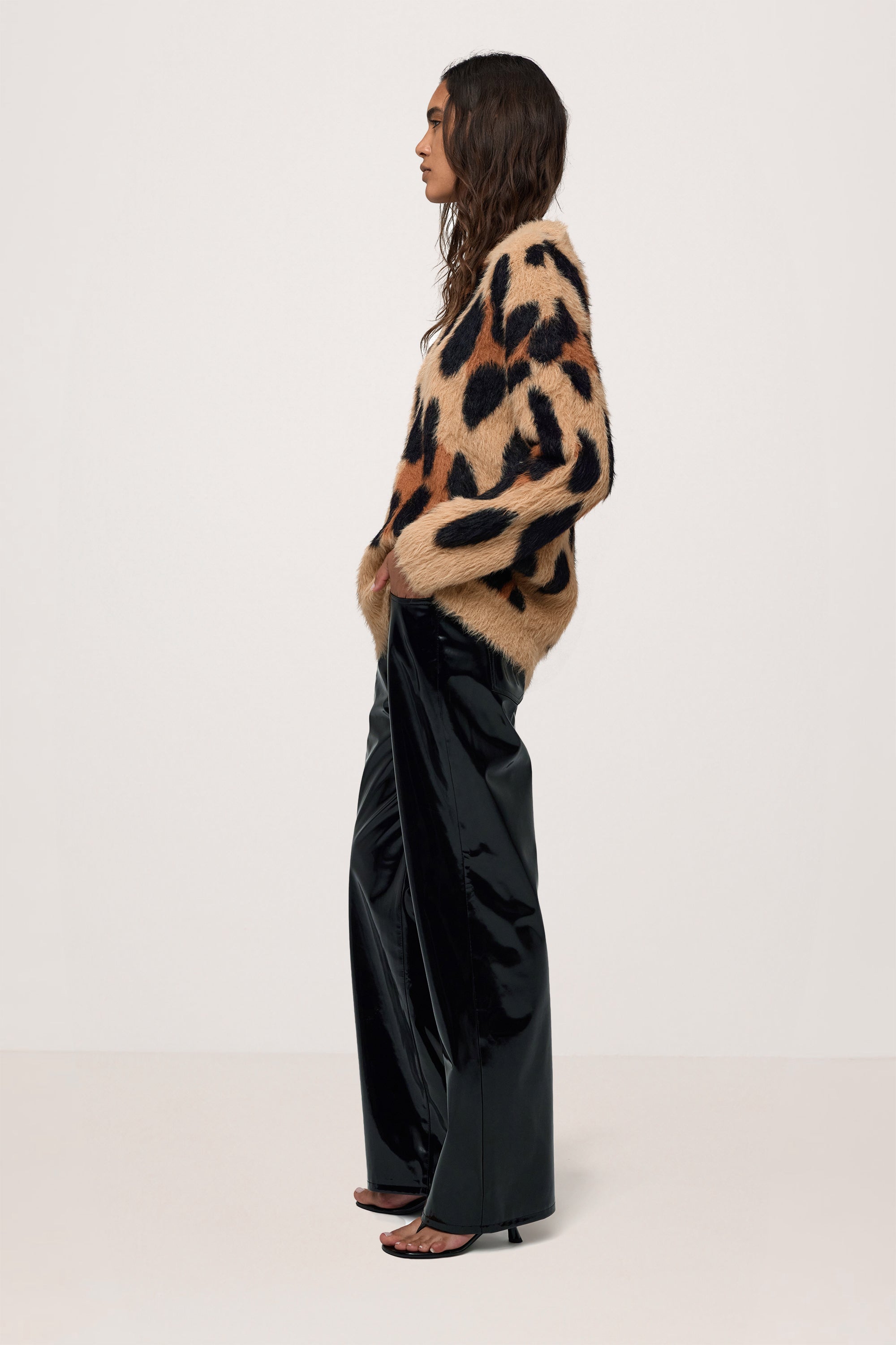 Dozy Sweater in Cheetah Scramble – Simon Miller