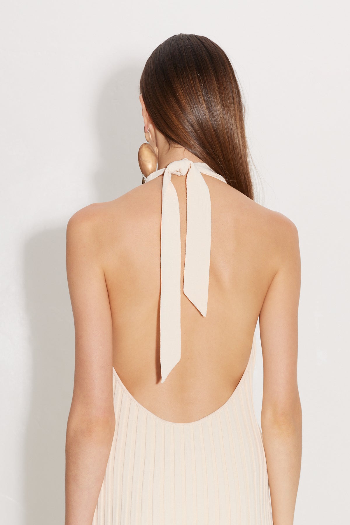 W4441-JUNJO-FRINGE-KNIT-DRESS-SEASHELL-BACK-CLOSE-UP