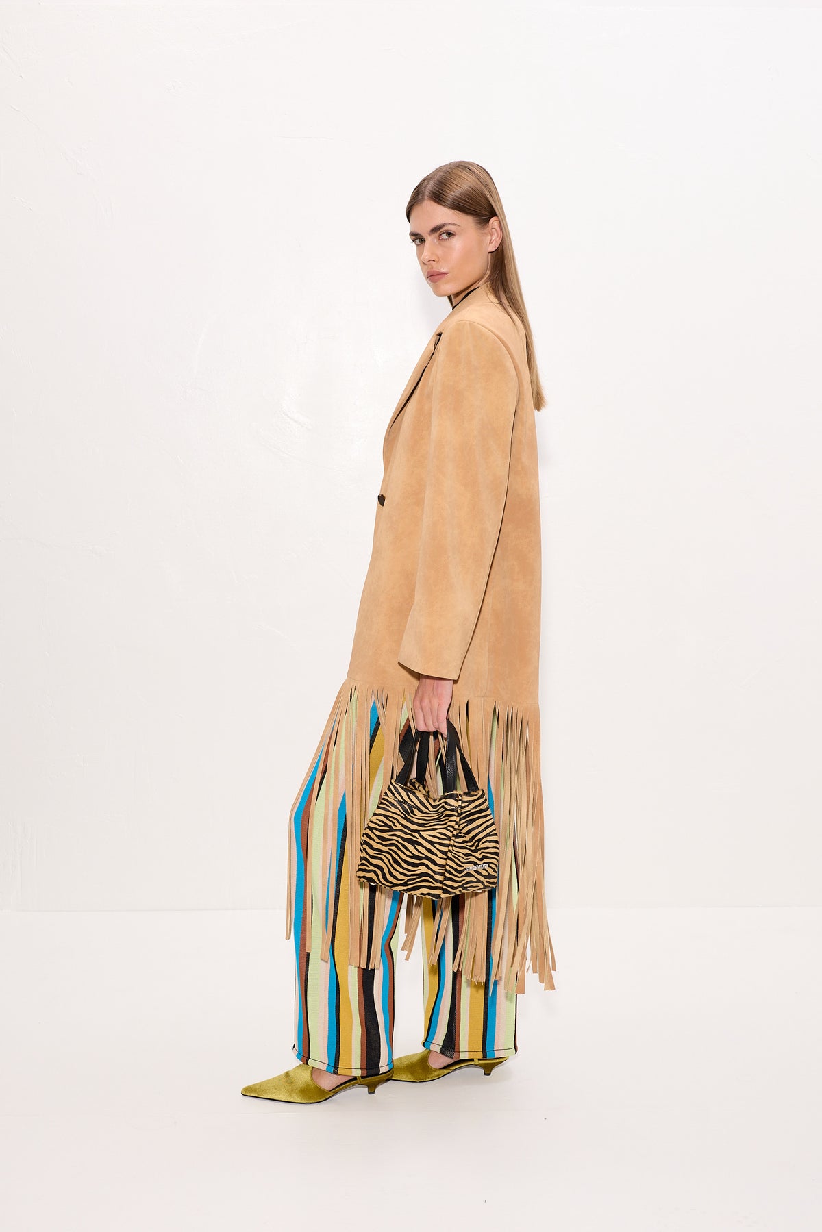 Vero Vegan Leather Fringe Coat In Sand