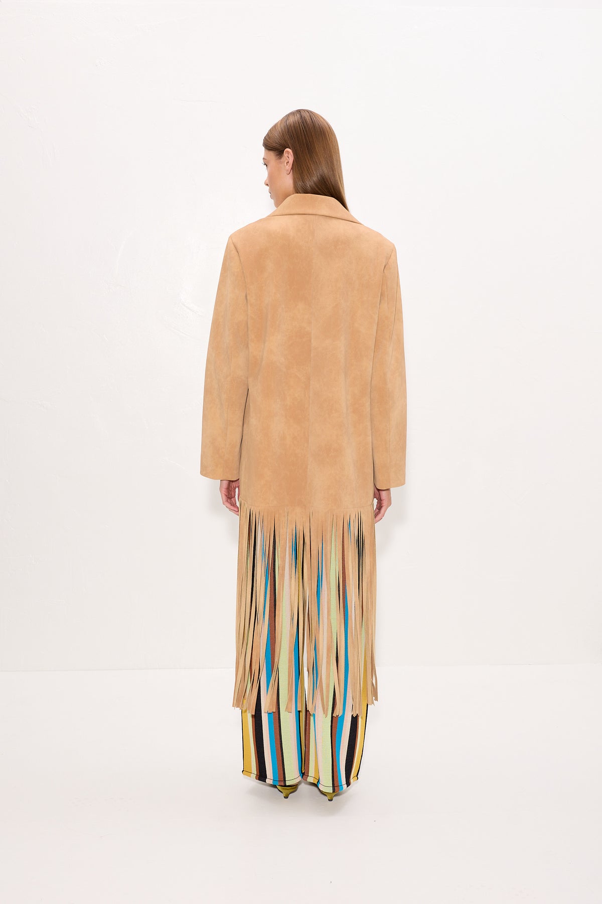 Vero Vegan Leather Fringe Coat In Sand