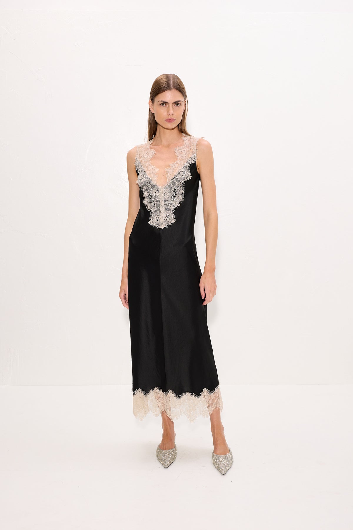 Bea Satin Lace Midi Dress In Black