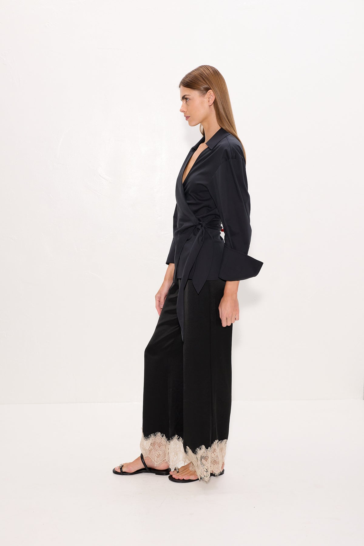 Anya Poplin Wrap Top In Black