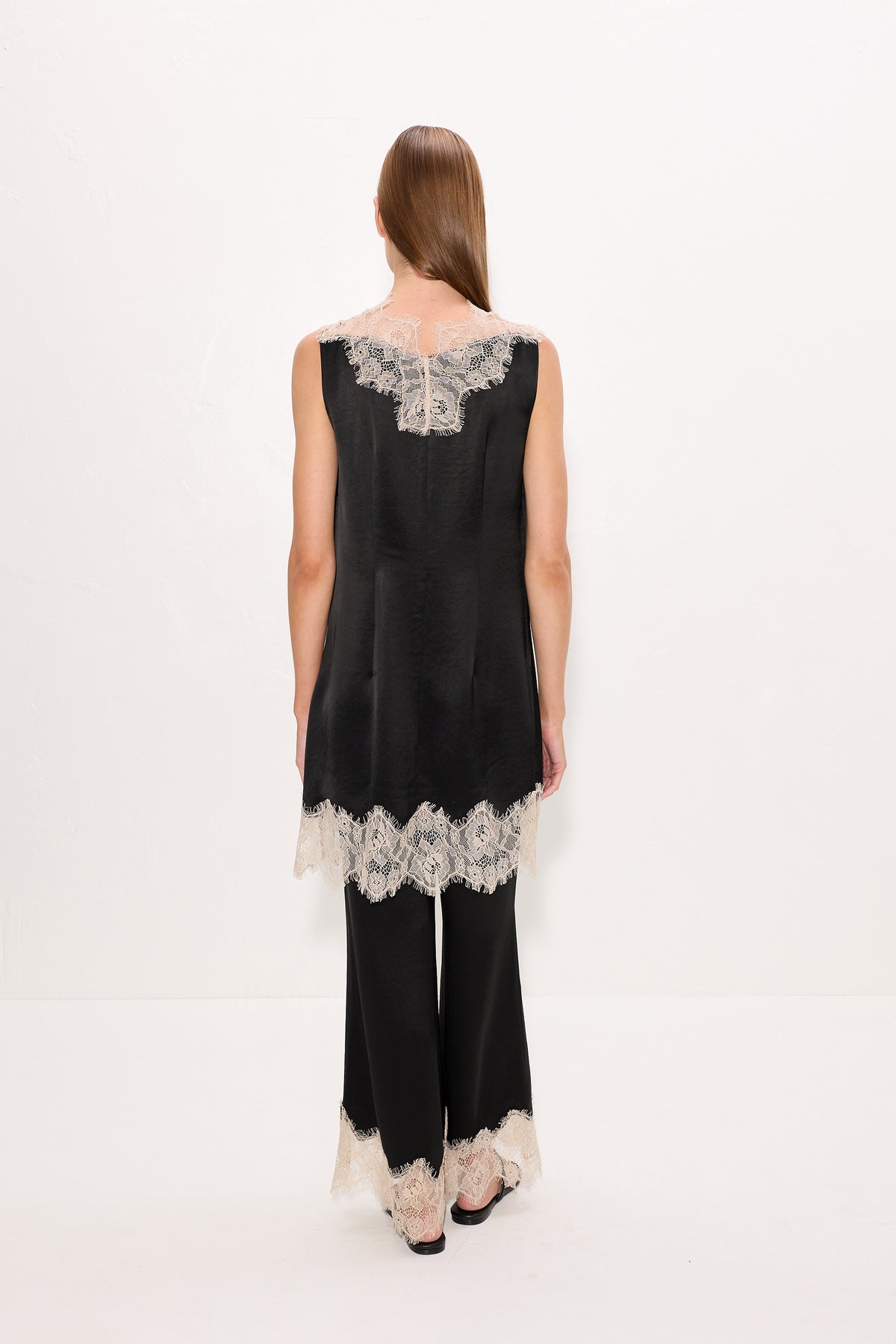 Nella Satin Lace Pant In Black/Bone