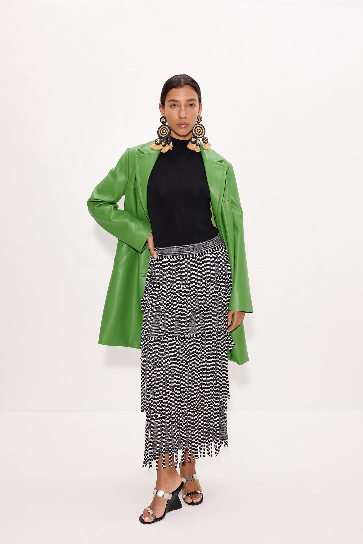 Za Za Knit Fringe Skirt In Black/White Space Dye