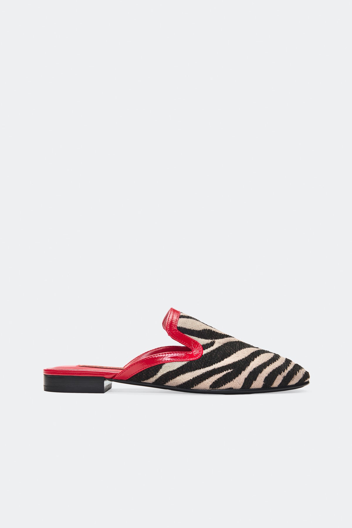 Cruzy Mule In Zebra/Red