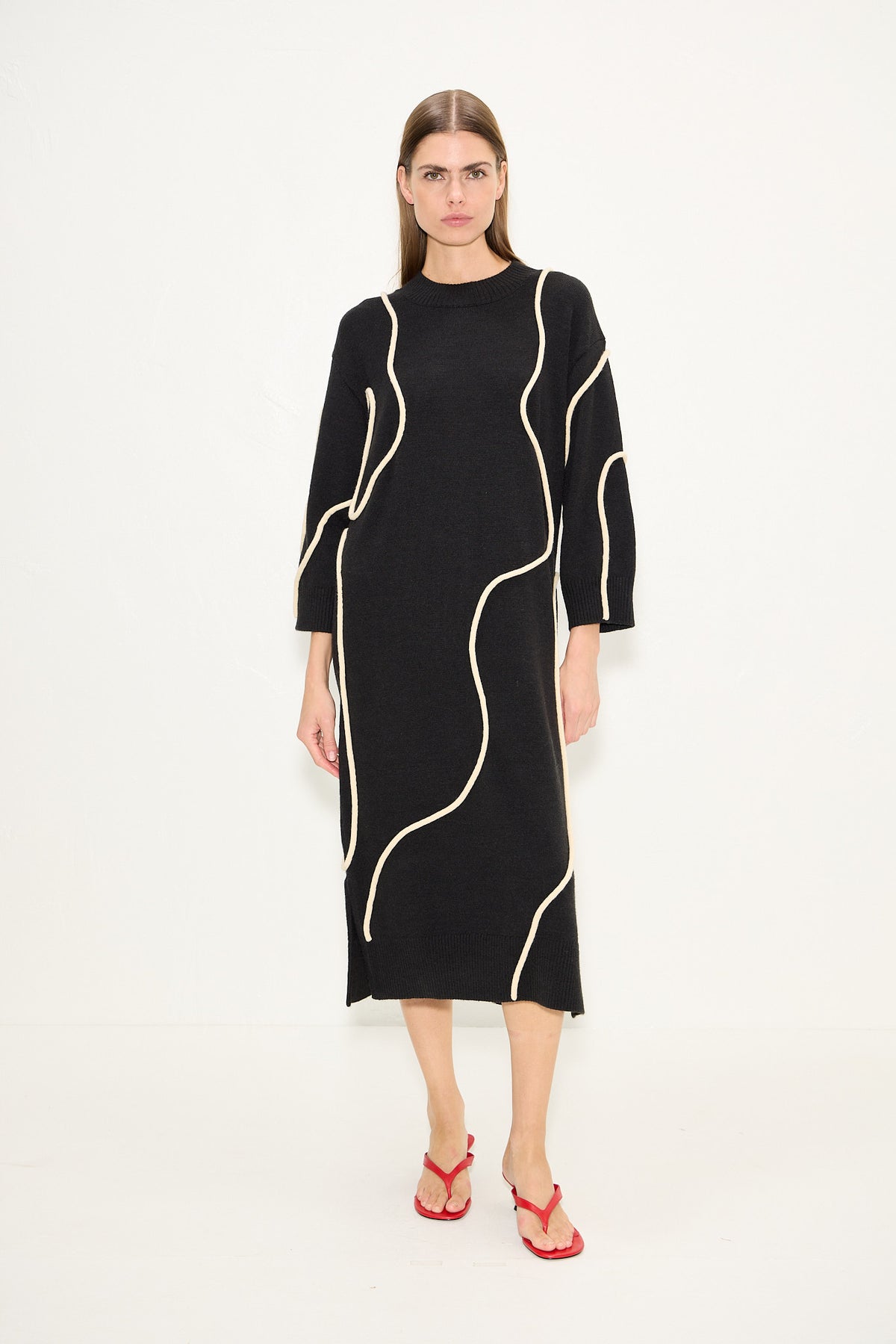 Codi Squiggle Sweater Dress In Black/Cream