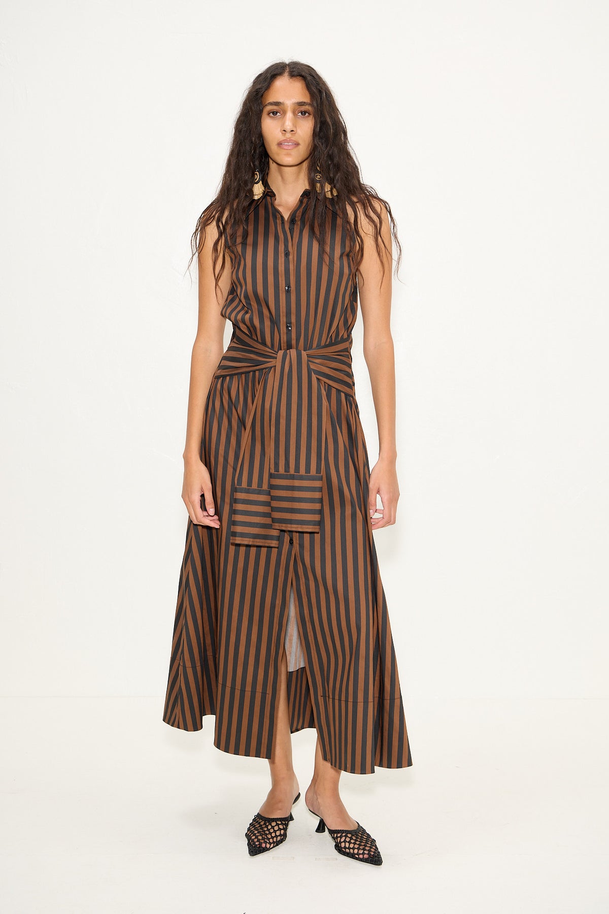 Inna Sleeveless Poplin Dress In Black/Choco Brown Stripe
