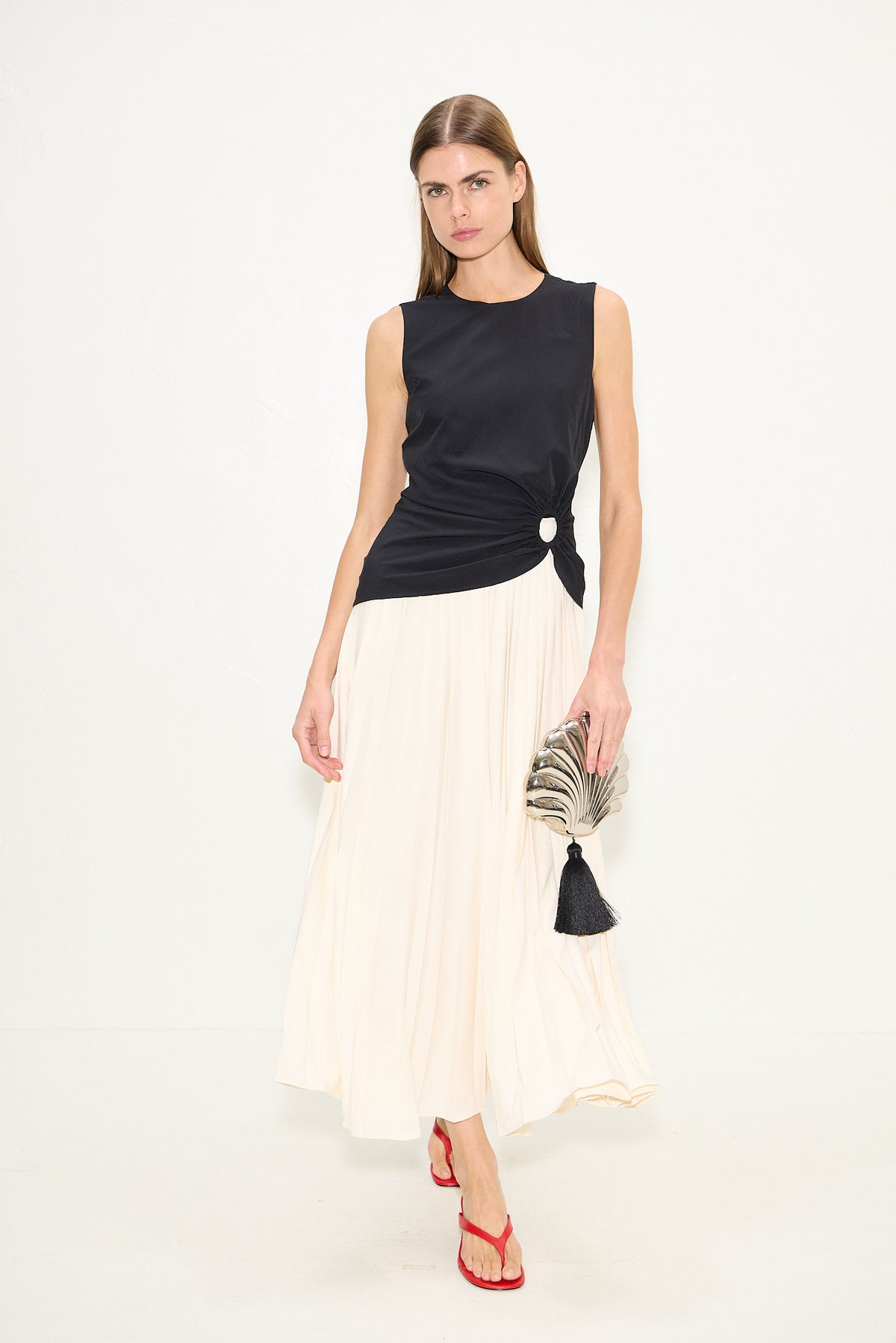 Cori Pleated Dress In Black/Macadamia