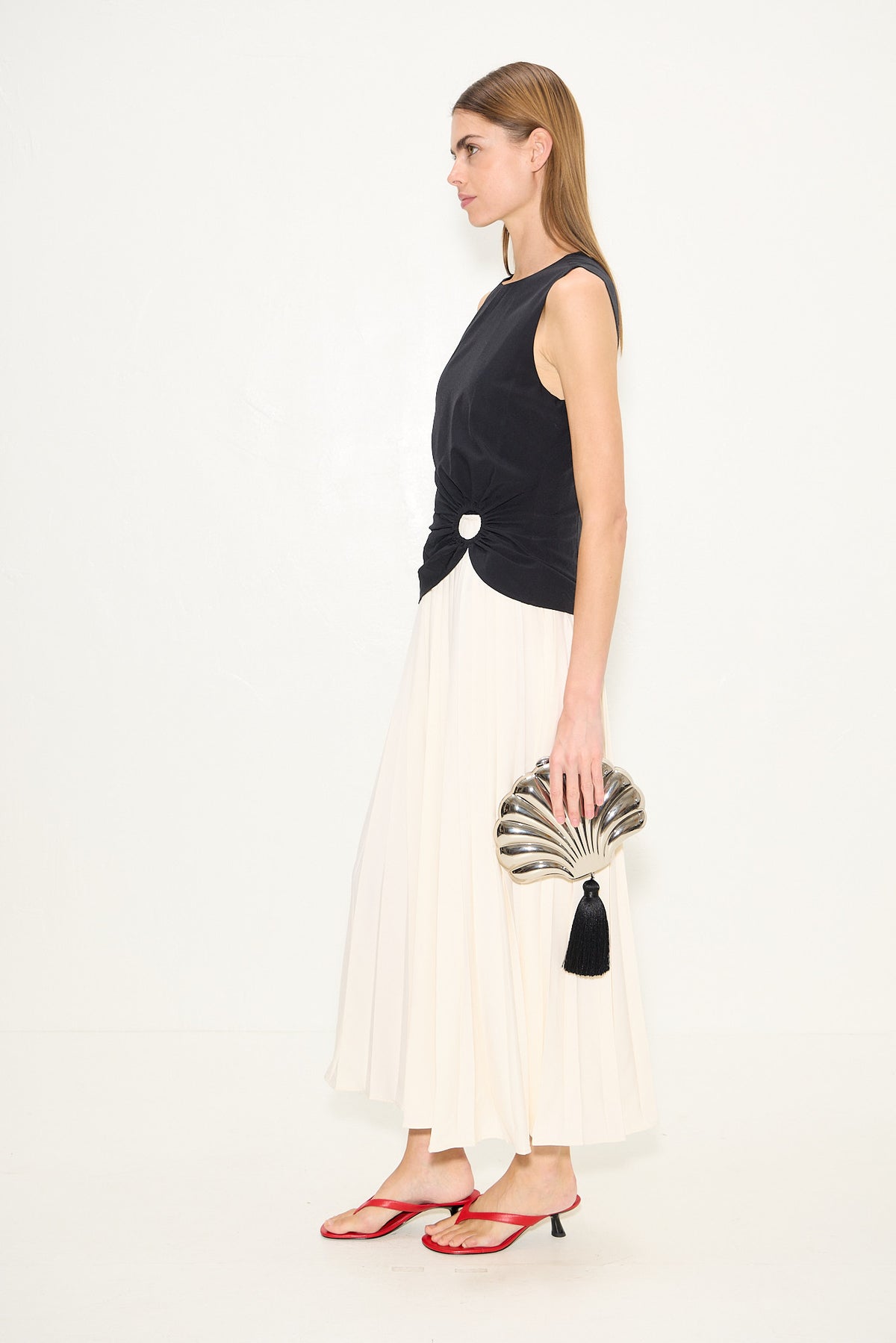 Cori Pleated Dress In Black/Macadamia