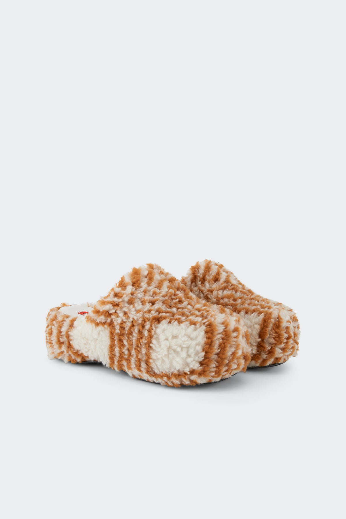 Bubble Clog in Macadamia Toffee Shearling