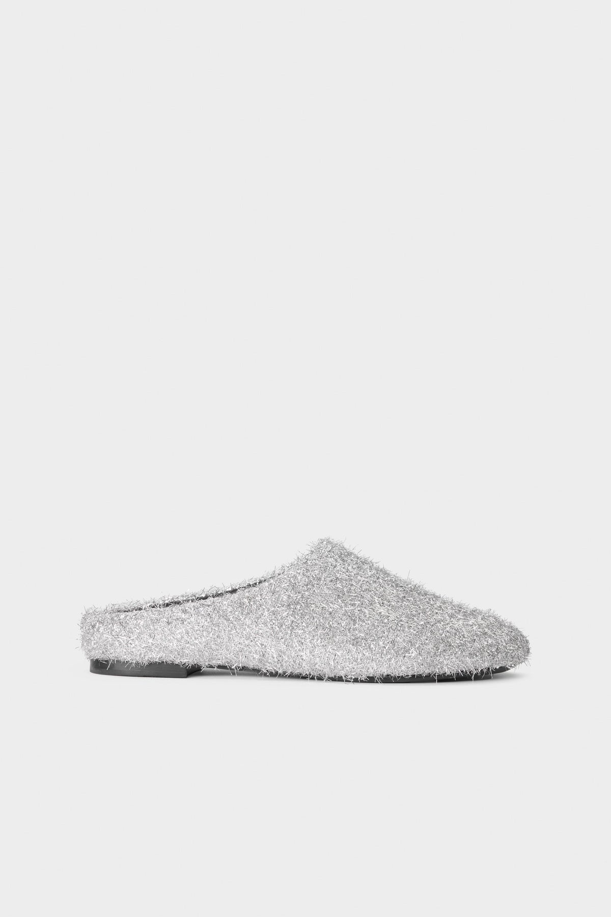 TINSEL RIAD SLIPPER IN SILVER