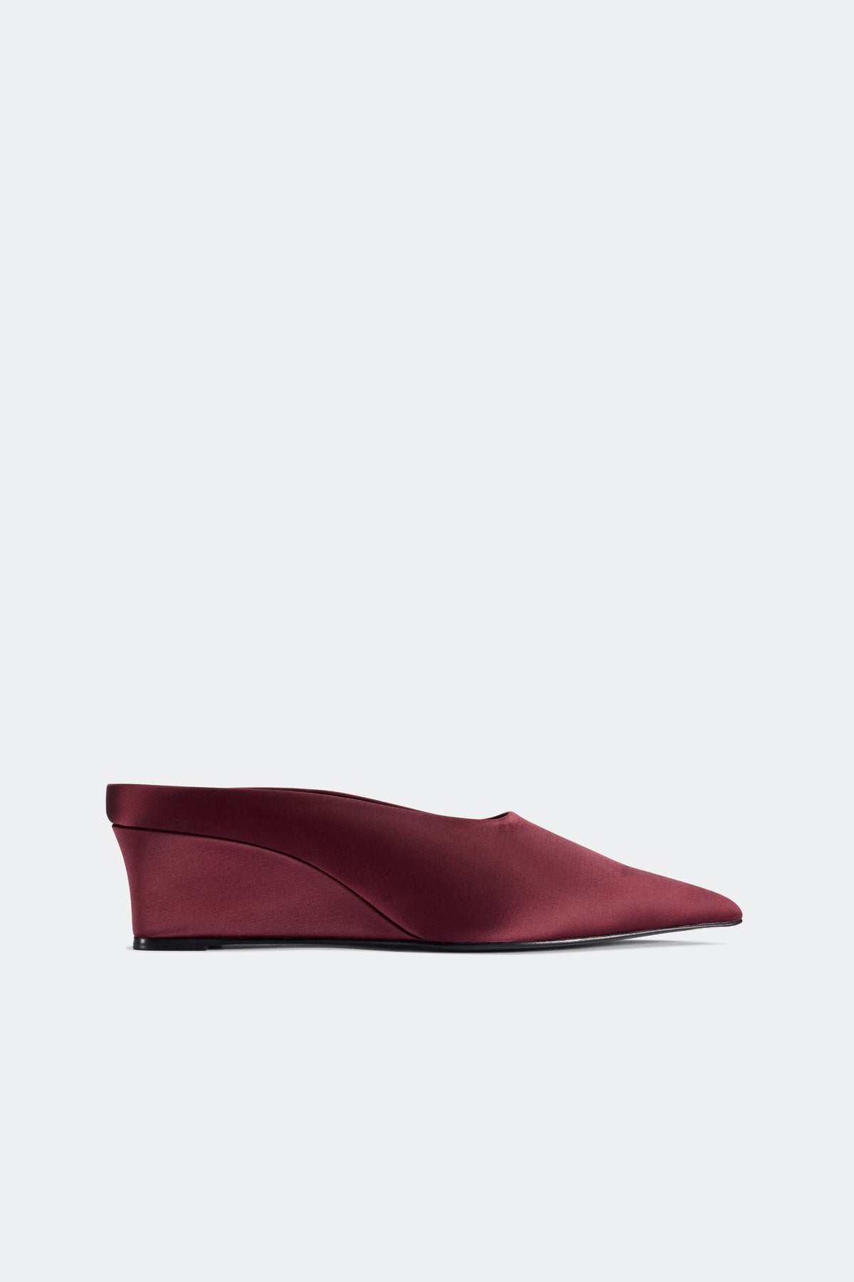 Satin Pointed Gala Wedge In Bordeaux