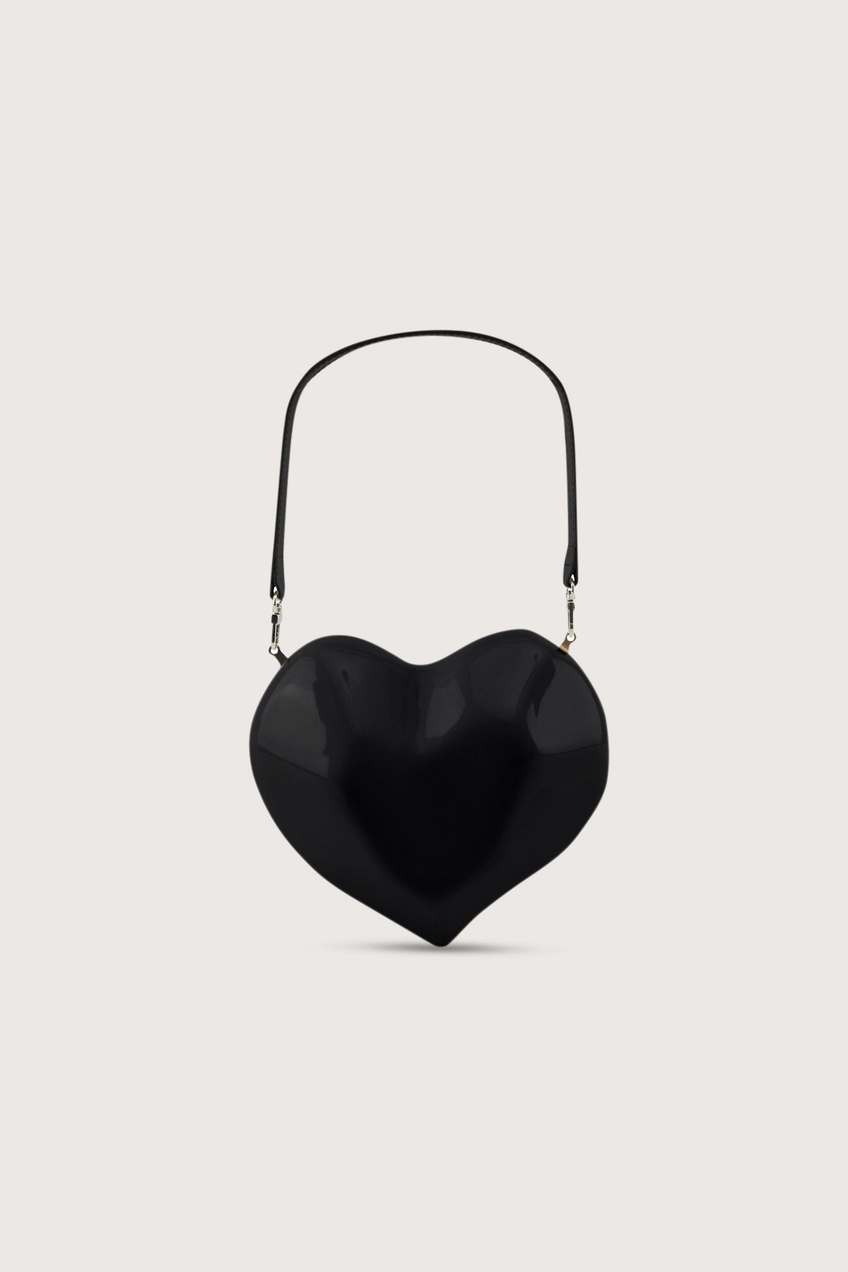 Molded Heart Bag in Black