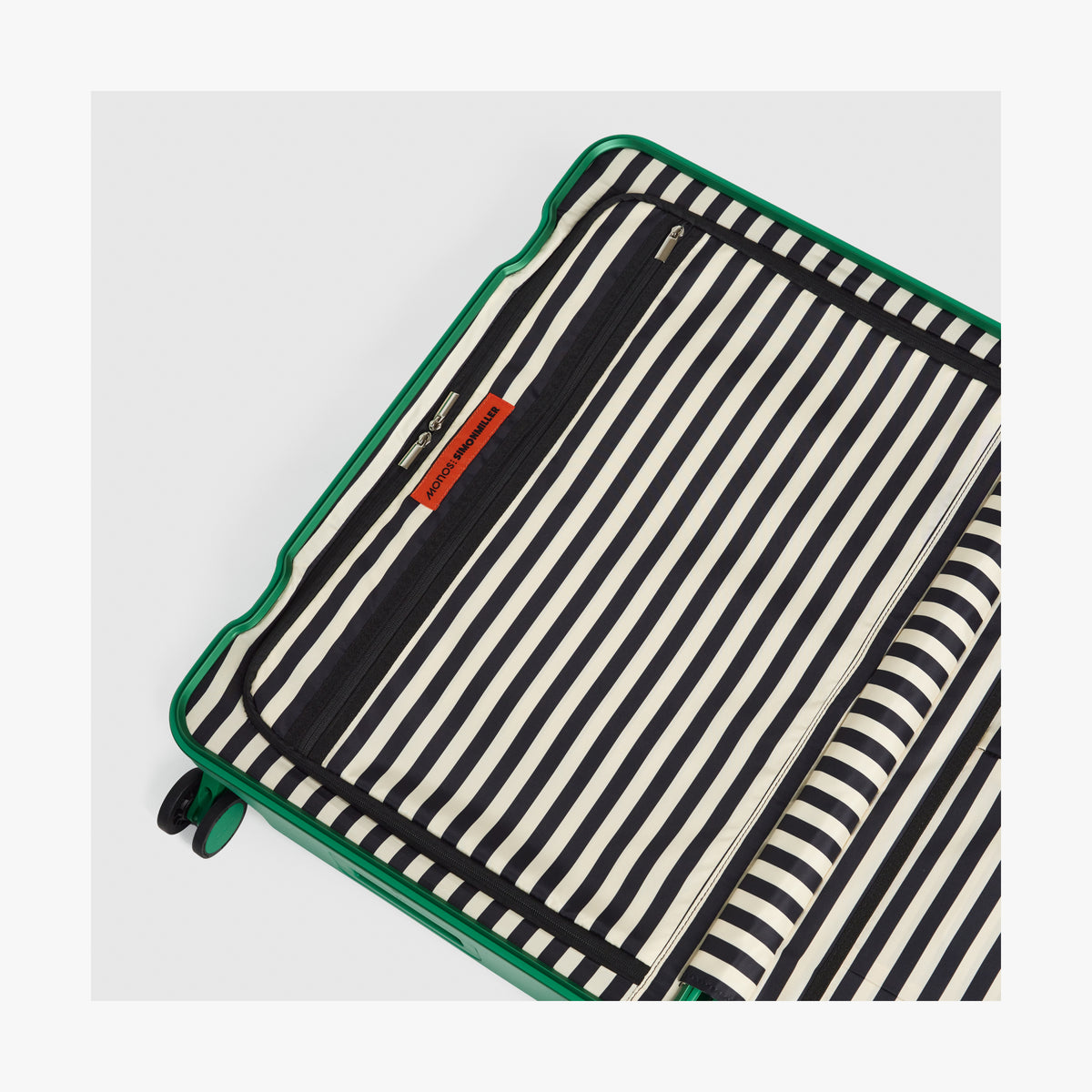 Medium Hybrid CheckIn In Jungle Green