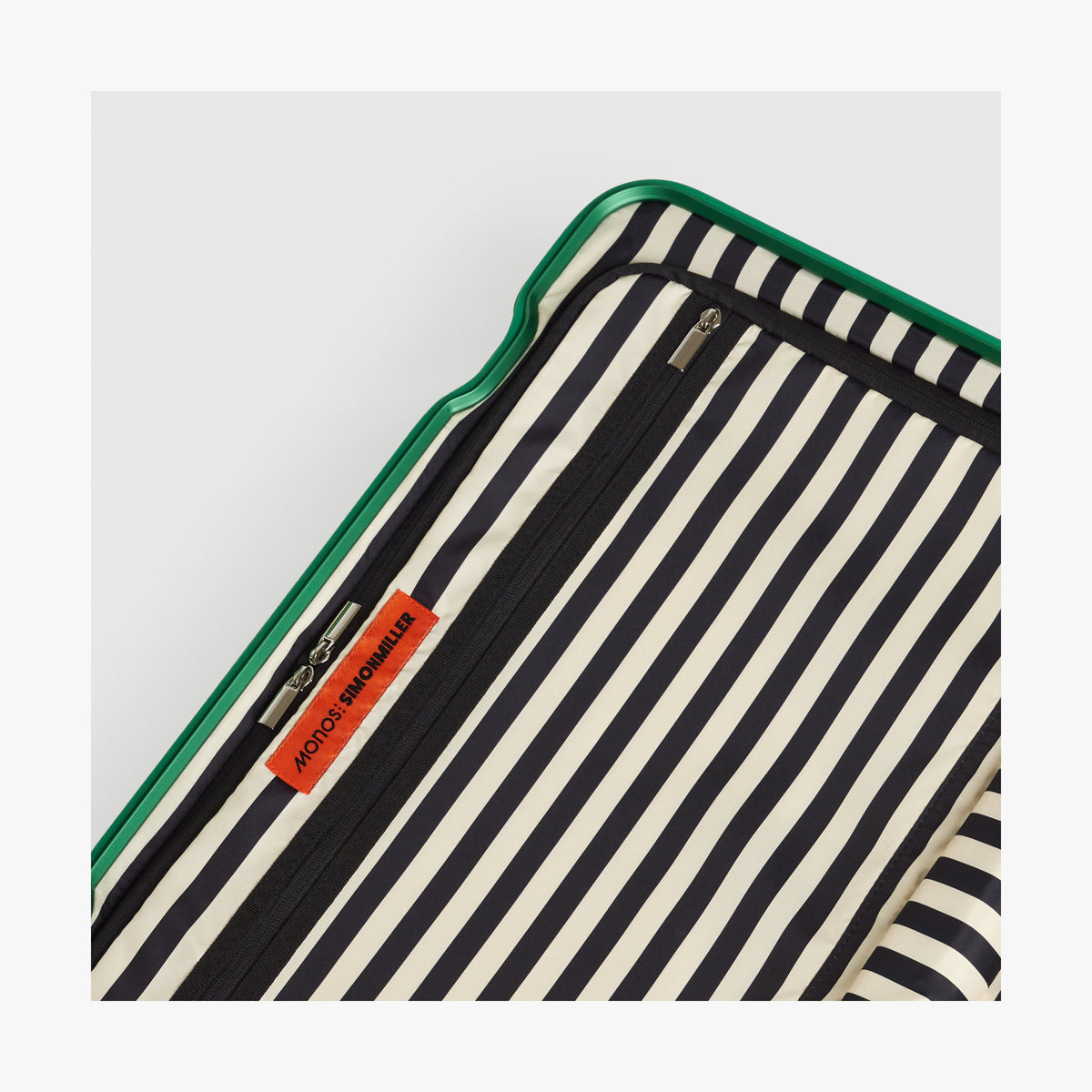 Hybrid Trunk Large In Jungle Green