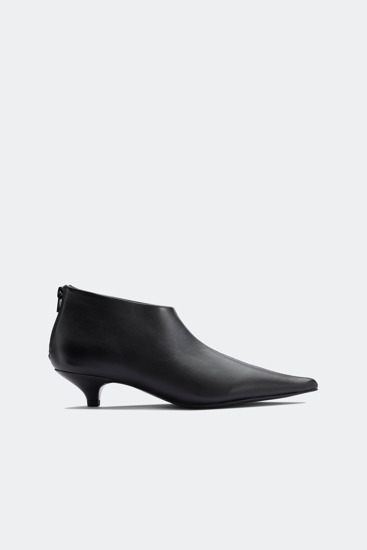 Leather Arrow Boot In Black
