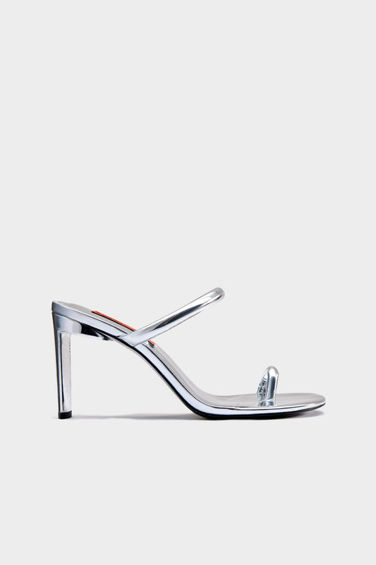 Pipe Heel In Silver