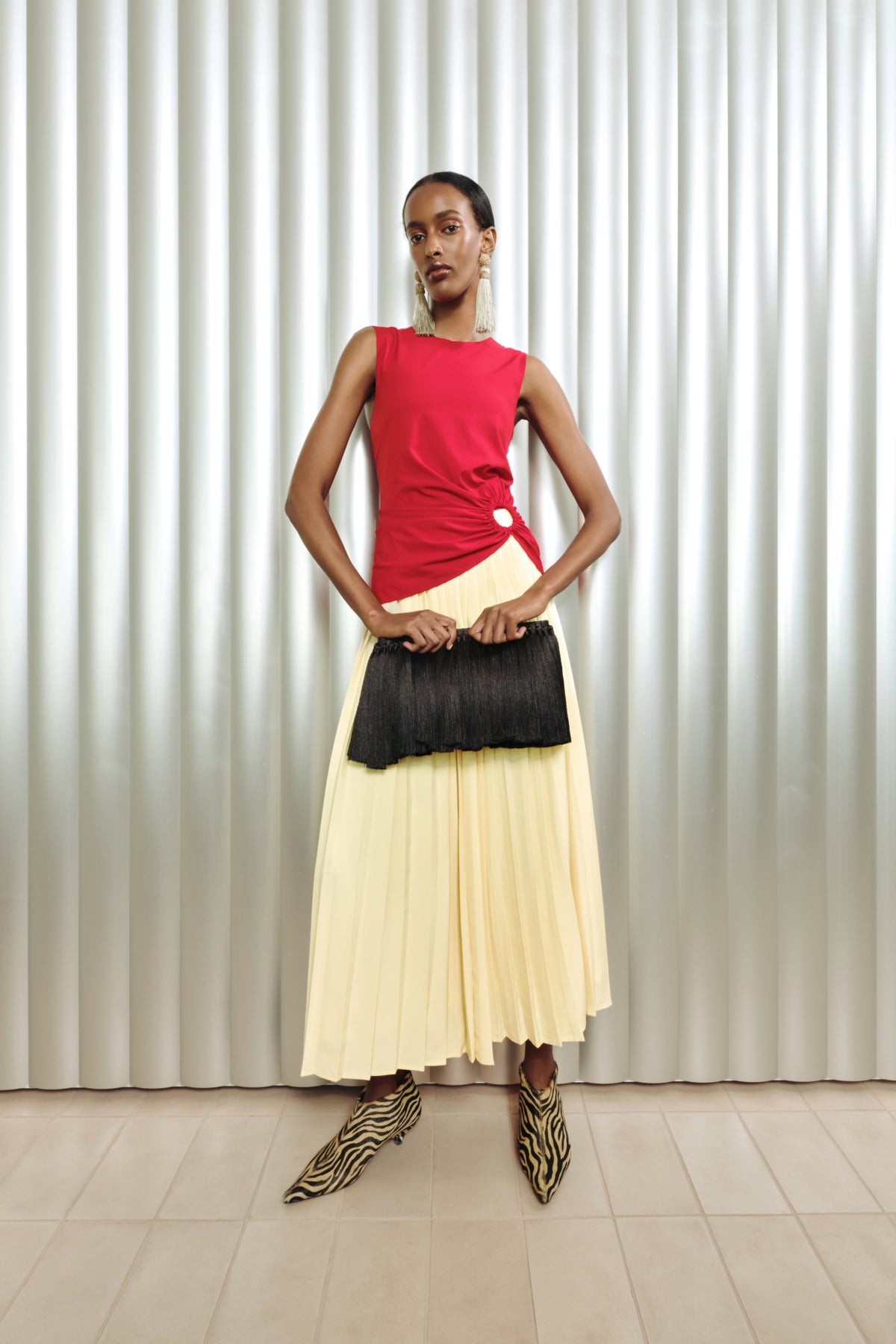 Tassel Boxy Clutch In Black