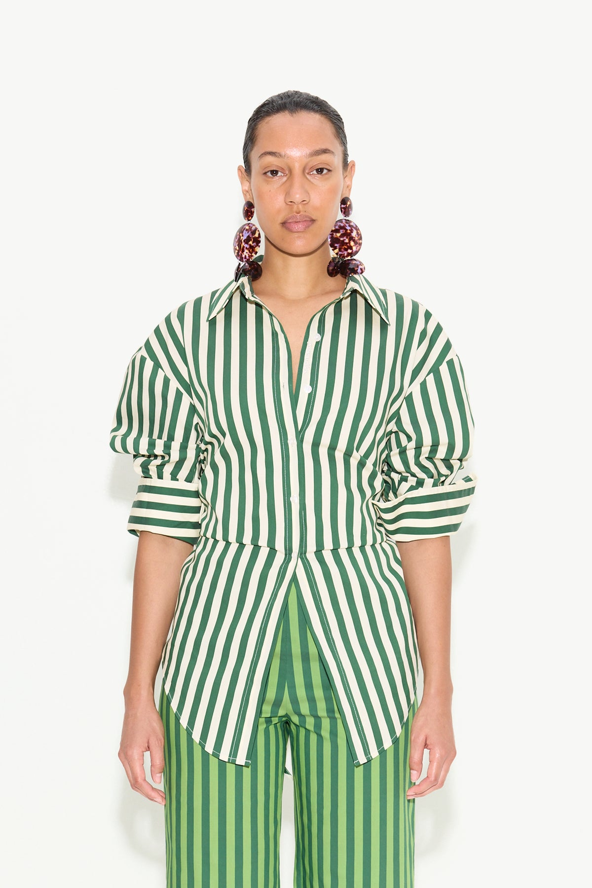 Loch Striped Poplin Button Up in Gummy Green/Ecru