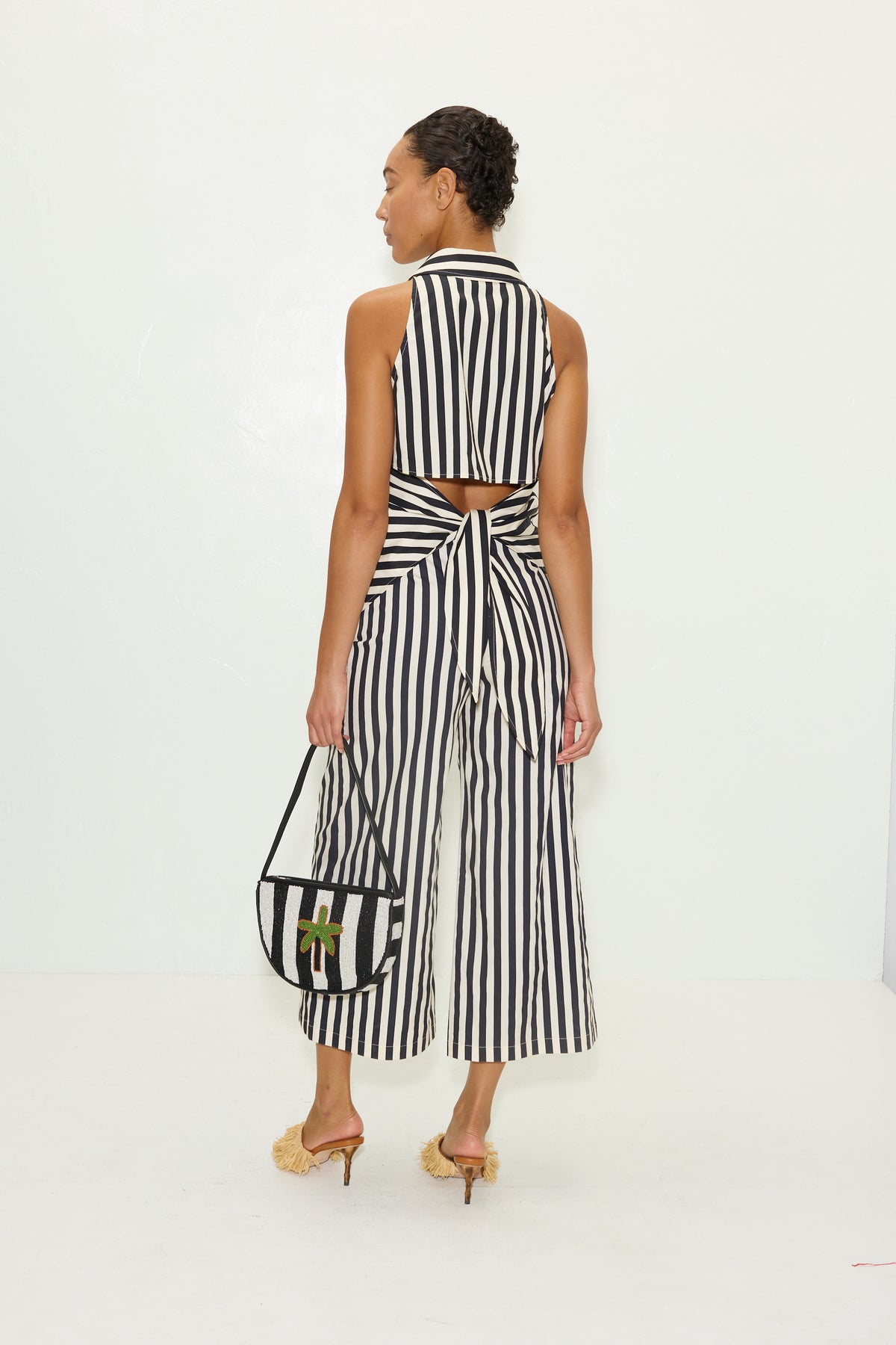 Loch Sleeveless Poplin Button Up in Black/White Stripe