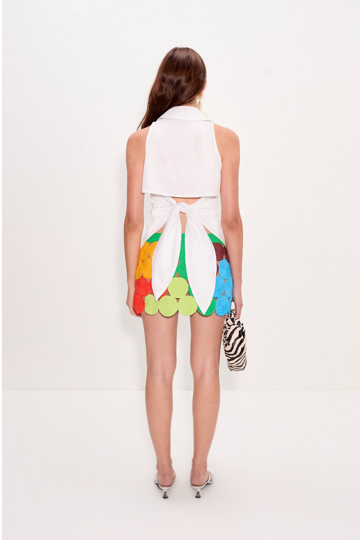 Loch Sleeveless Poplin Button Up In Macadamia