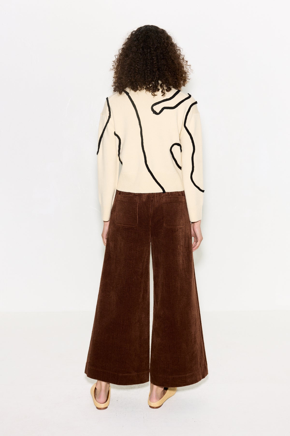 CHER WOOL SWEATER IN BONE/BLACK