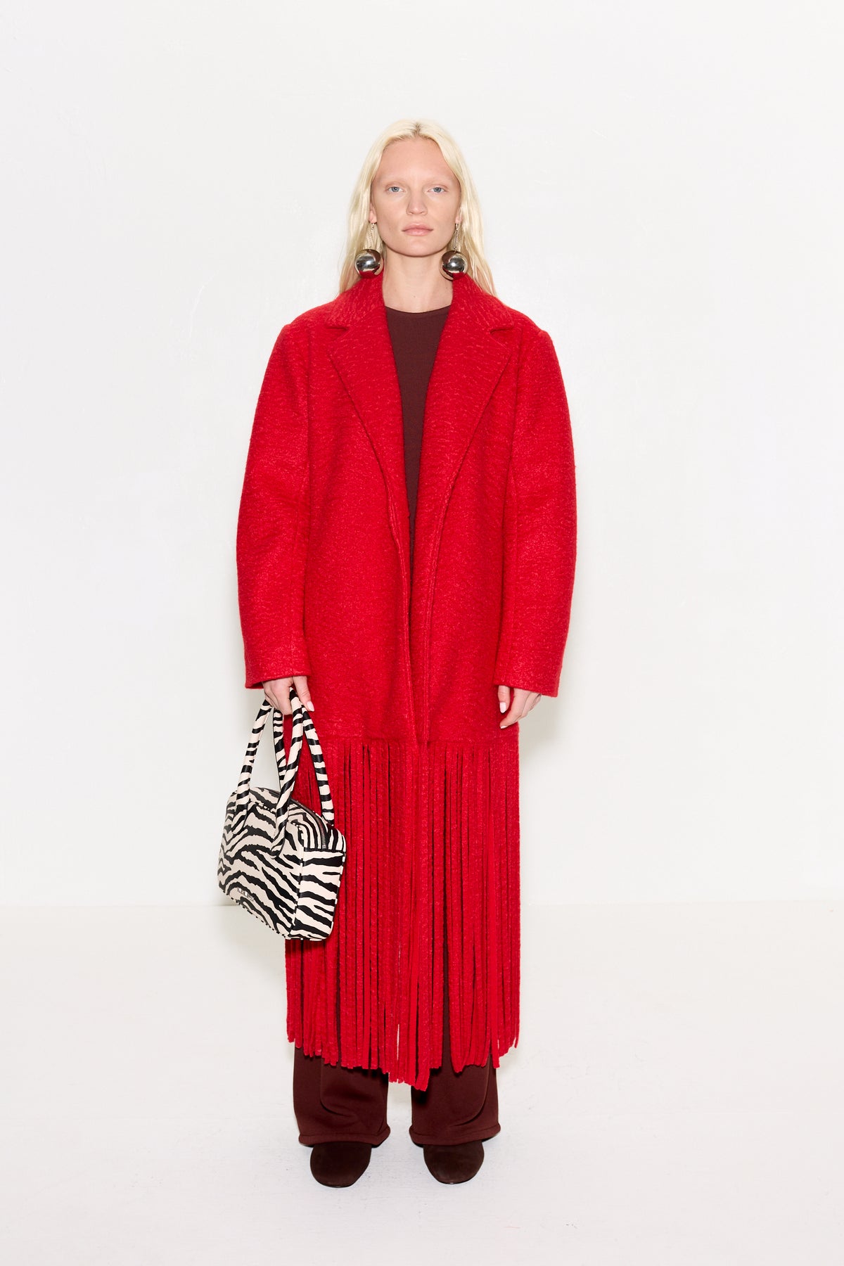 Vero Fringe Coat In Coral Red