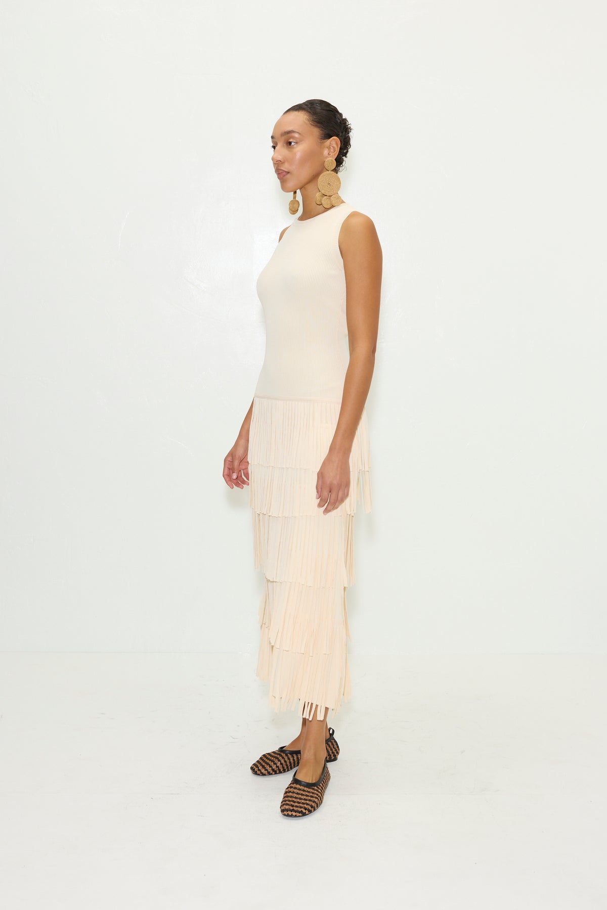 W7247ZAZAKNITFRINGEDRESS-IVORY