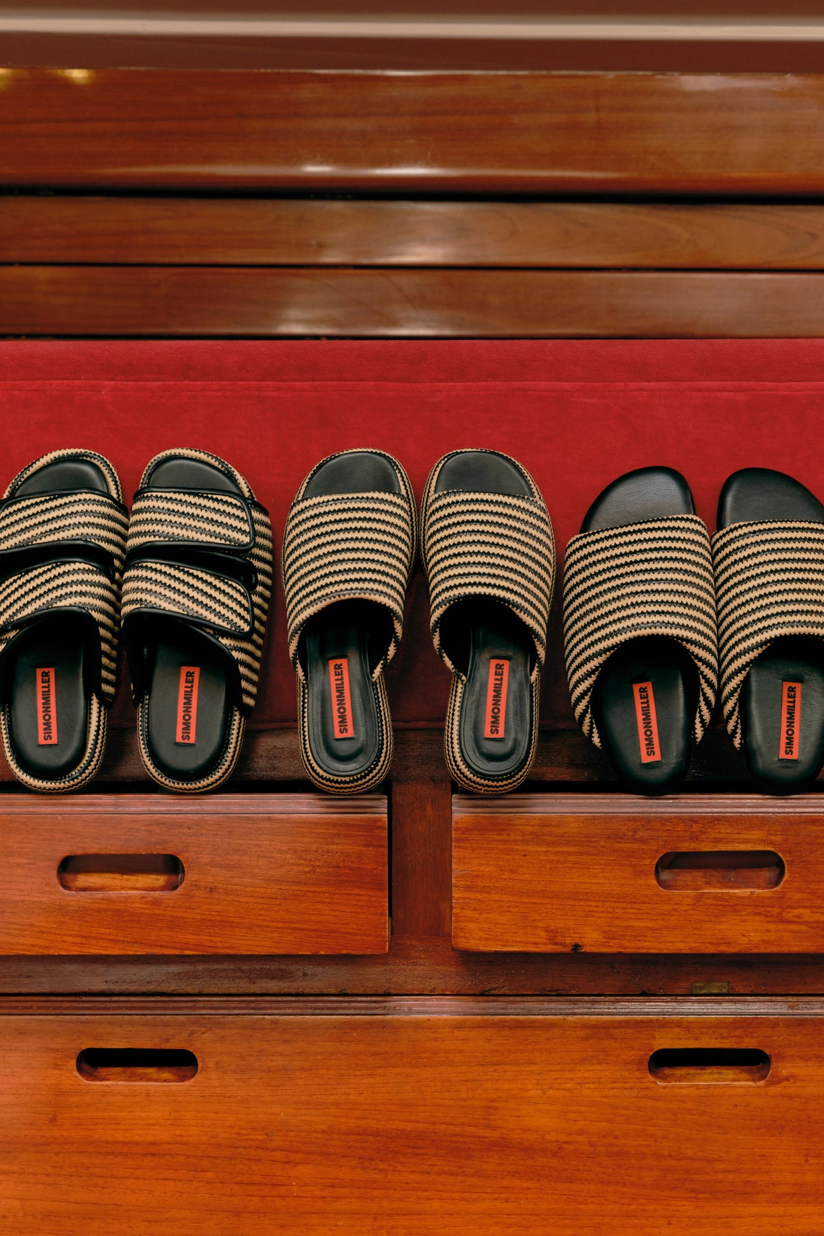 Stripe Raffia Cro Slide in Black/White Micro Stripe