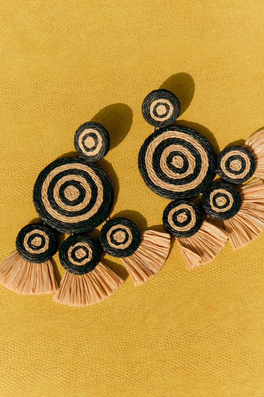 Raffia Fringe Deco Earring in Black/Natural